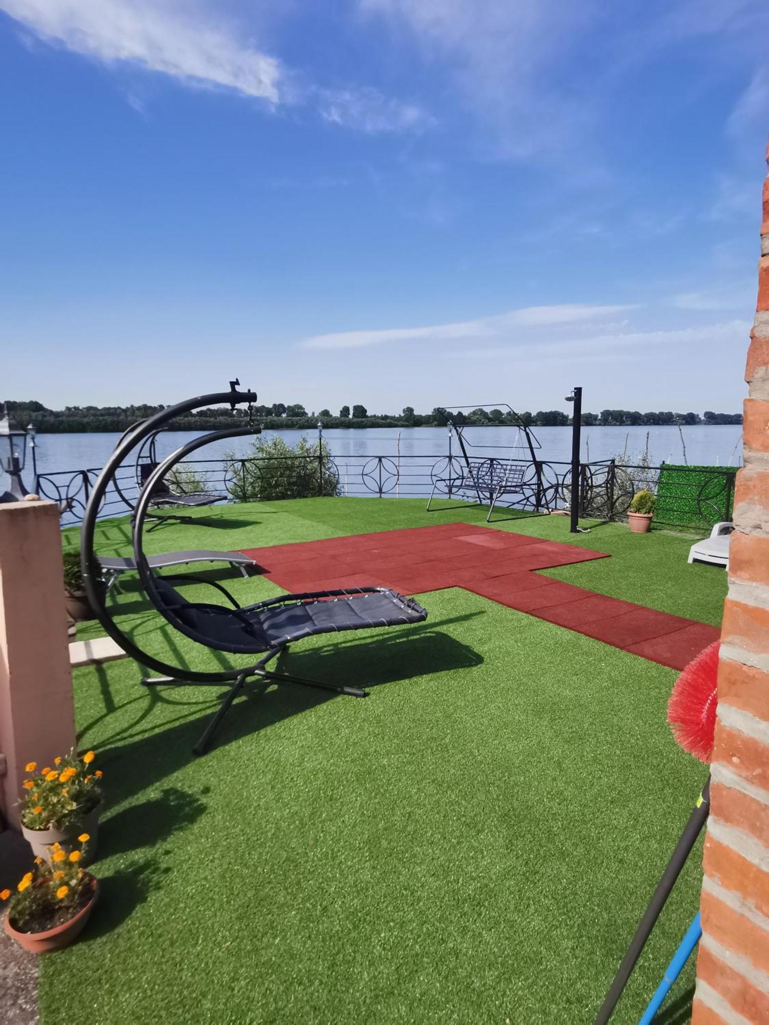 Vila Soleil Smederevo Exterior foto